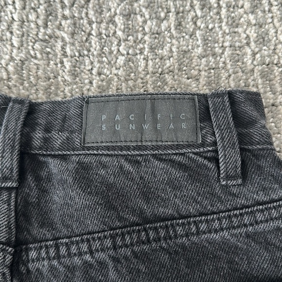 Black Pacsun Dad Jean with Holes in the Knee - Picture 4 of 6